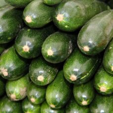 kesäkurpitsa lähiruoka paunolan tila valkosen multaporkkana